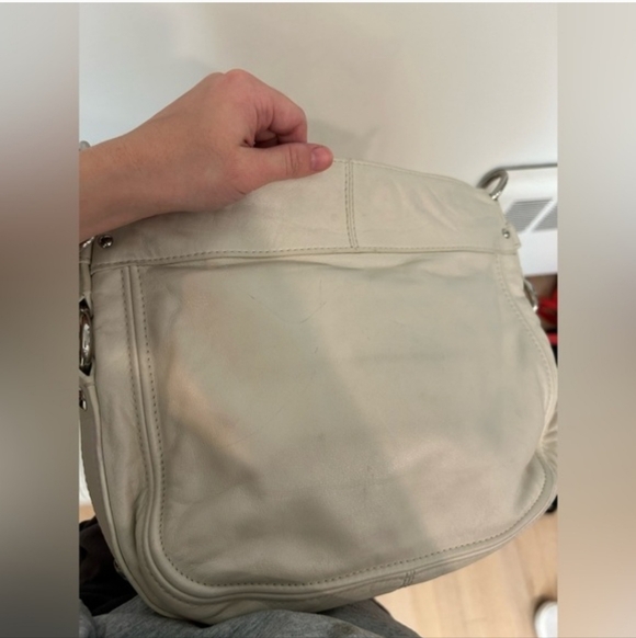 Coach Zoe White Leather Shoulder Bag - Picture 5 of 11